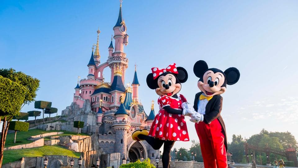 Hotel para 4 pers (22€ por noche) cerca de Disney con desayuno y traslado gratuito al parque. Precio por noche para 4 personas. Nov y Enero