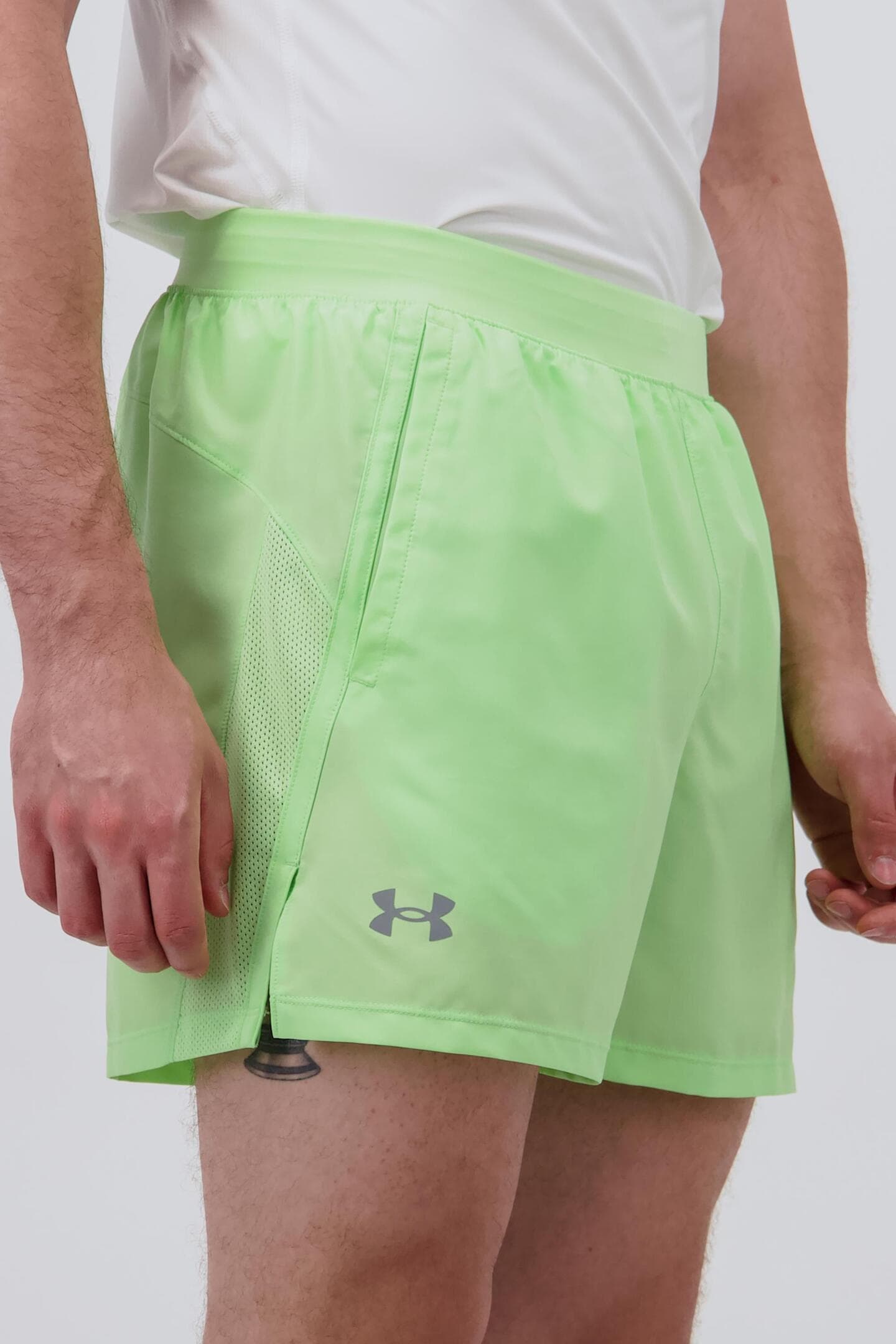 Under Armour Launch, Pantalón Corto Hombre ( tallas S,M,L,XL)