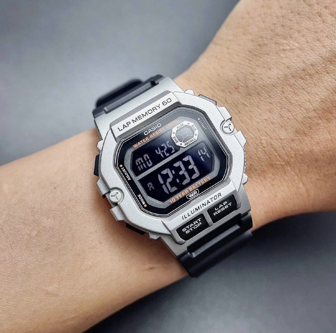 Casio WS-1400H-1BVEF — Digital deportivo con estética retro