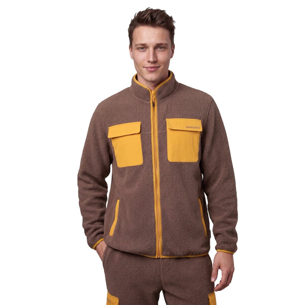 Siroko Carezza Chaqueta Forro Polar Montaña Hombre – Marrón, Alto Gramaje, Cuello Alto, 4 Bolsillos con Ripstop, Ideal Senderismo y Trekking