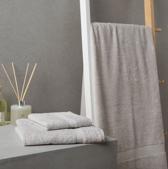 Toalla de baño, ducha, tocador y lavabo algodón 450 gr/m2 Colors El Corte Inglés 1,5€, 3,55€, 5,95€ y 8,95€