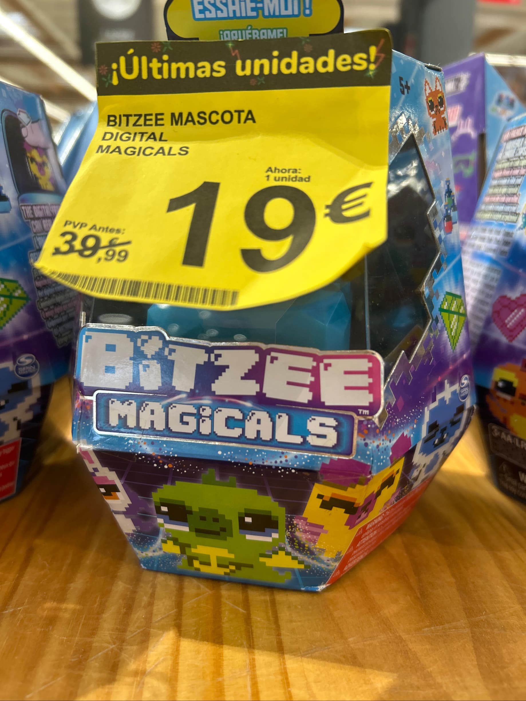 Blitzee Magicals - Mascota digital
