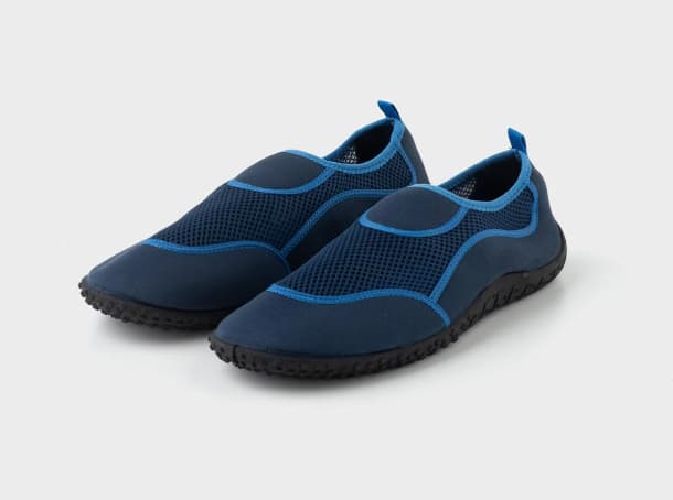 Escarpines TEX para hombre por 5,99 € | Playa y piscina · Tallas 41/42, 43/44 y 45/46 · Azul o negro