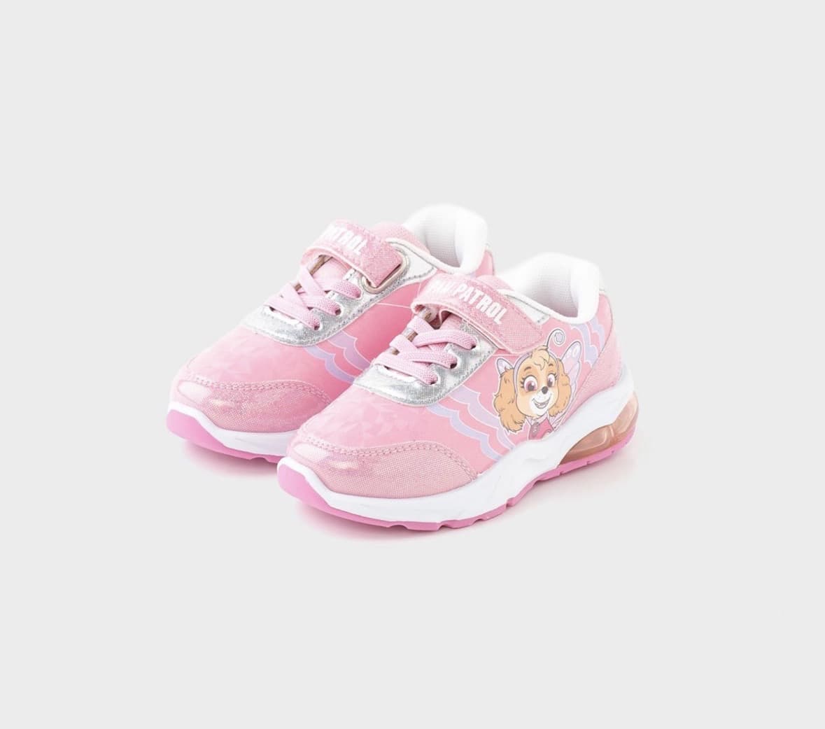Zapatillas infantiles Patrulla Canina con luces por 5,99 € (-73%) | Tallas 28-34 y Varios Modelos