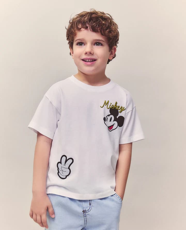 Camiseta manga corta licencia Mickey